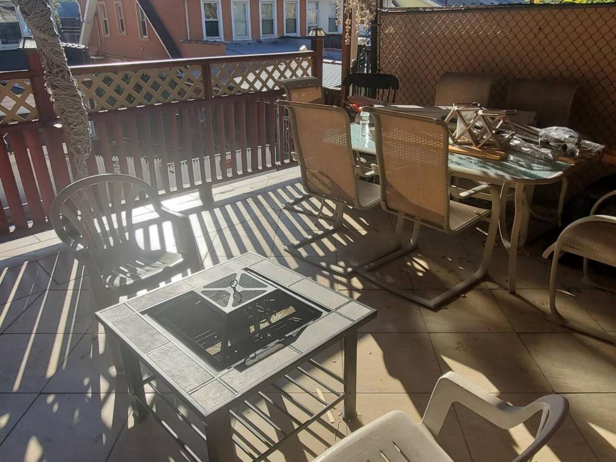 Lovely 2 Bedroom Apartment With 2 Entrance And Parking New York Eksteriør billede