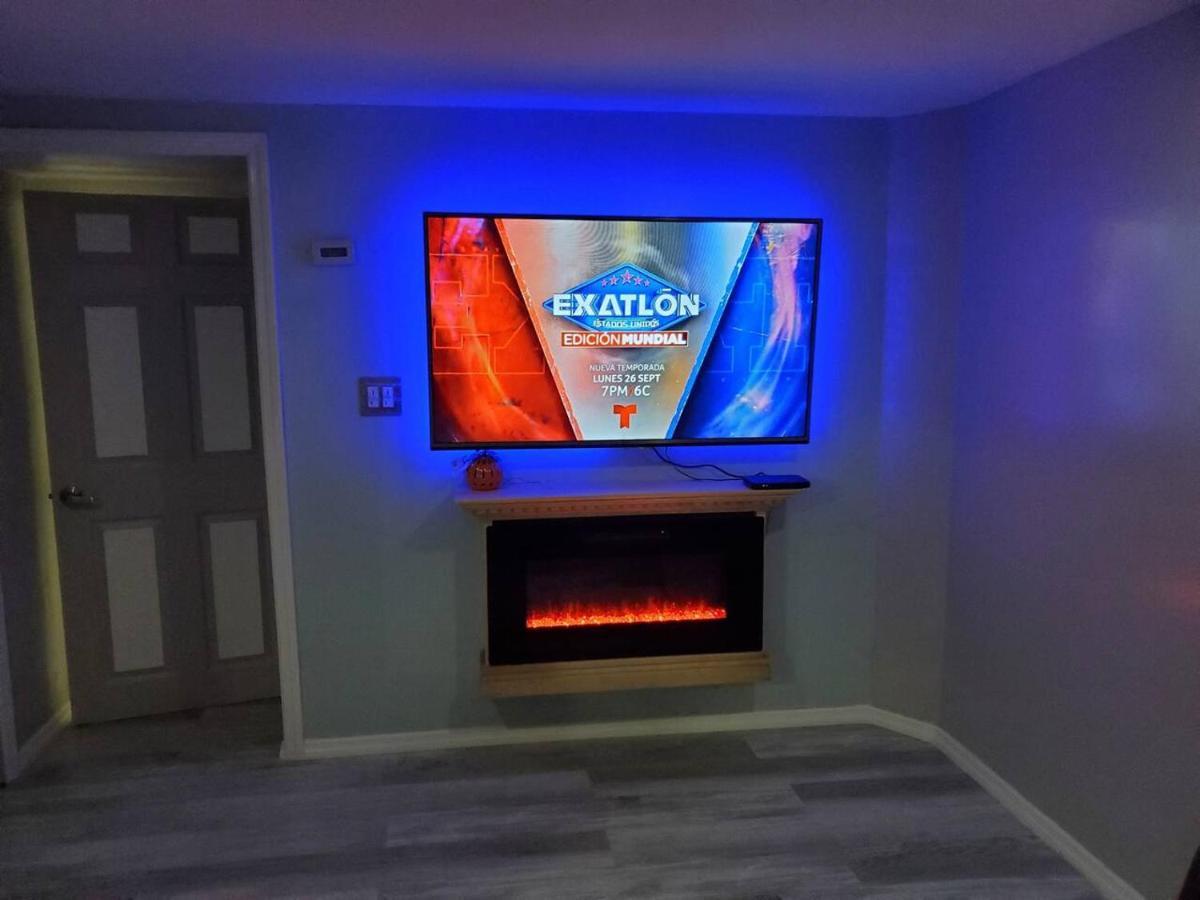 Lovely 2 Bedroom Apartment With 2 Entrance And Parking New York Eksteriør billede